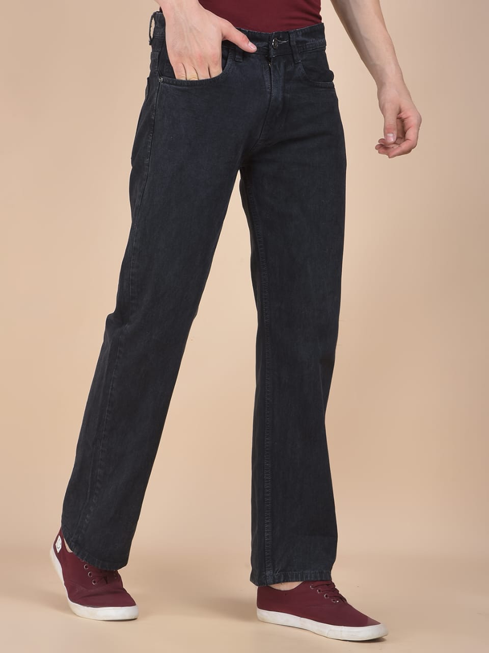 Light Black Straight Fit Jeans for Men