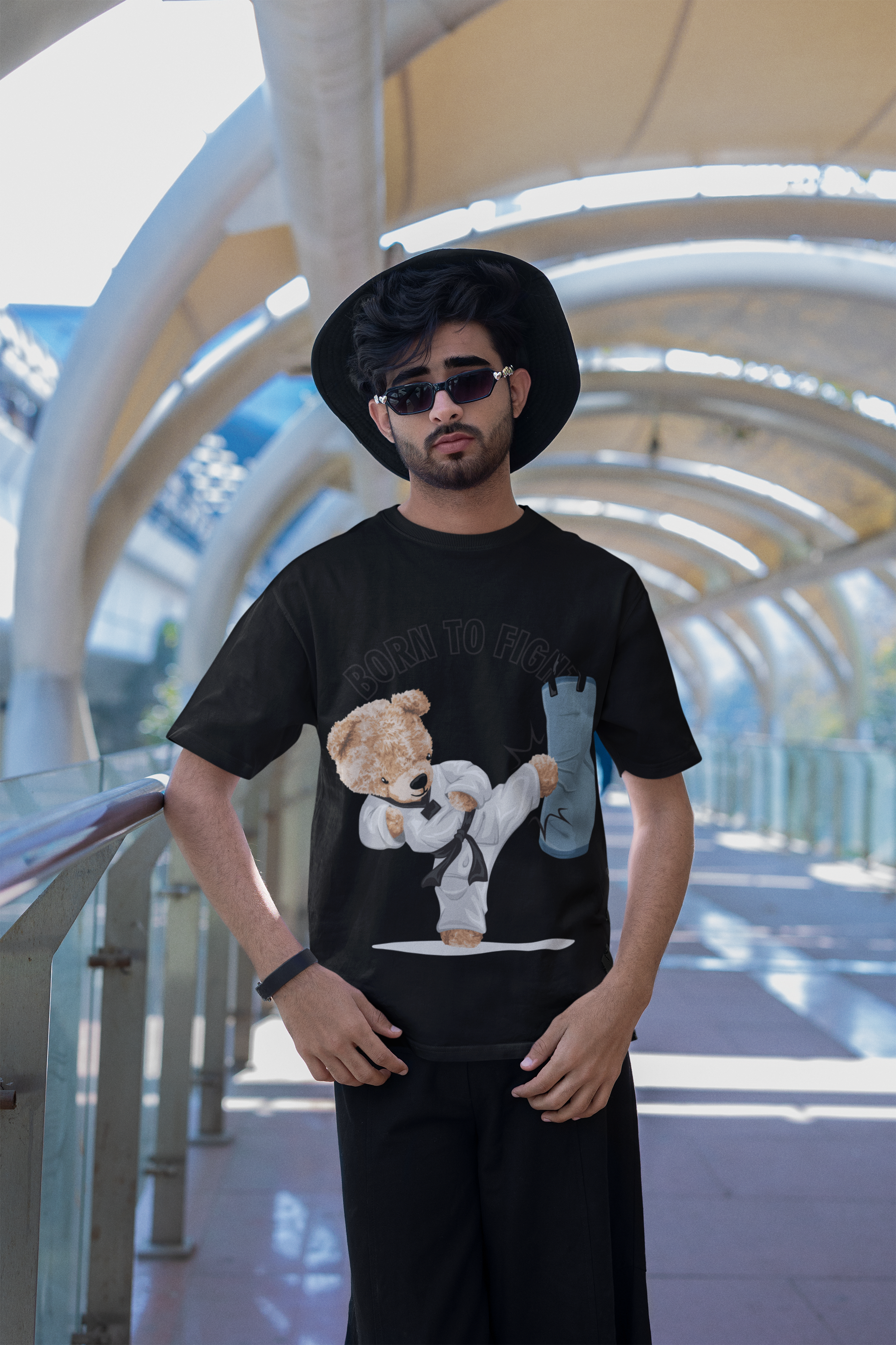 ROYAL BEAR FIGHT  BLACK OVERSIZED TEE