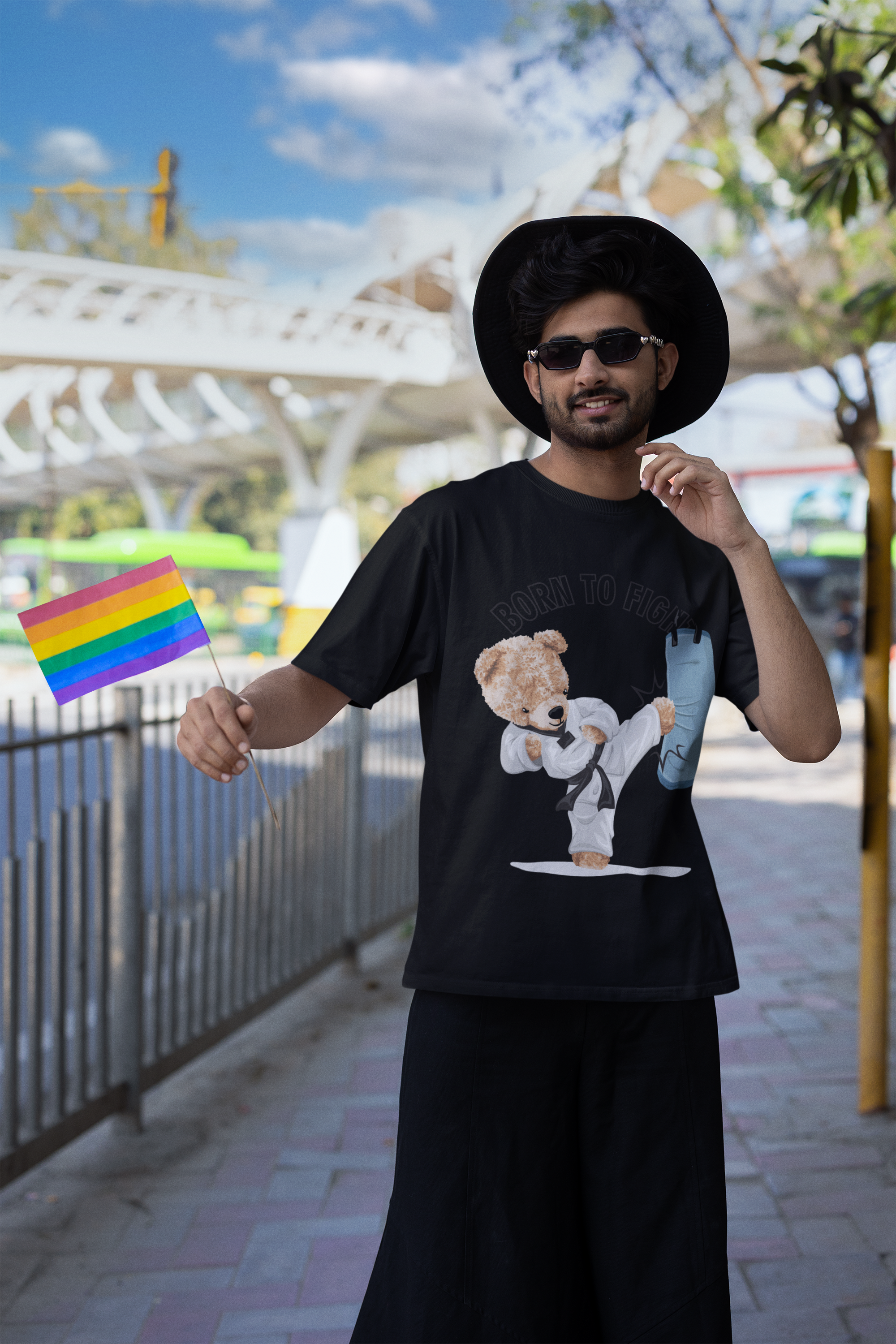 ROYAL BEAR FIGHT  BLACK OVERSIZED TEE
